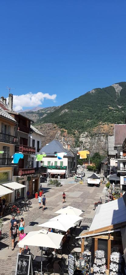 Appartement Grenat Bourg D'Oisans Le Bourg-d'Oisans Luaran gambar